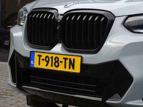BMW X3 30e 292PK X-drive M-sport Pro / laser / 2022 / carbon