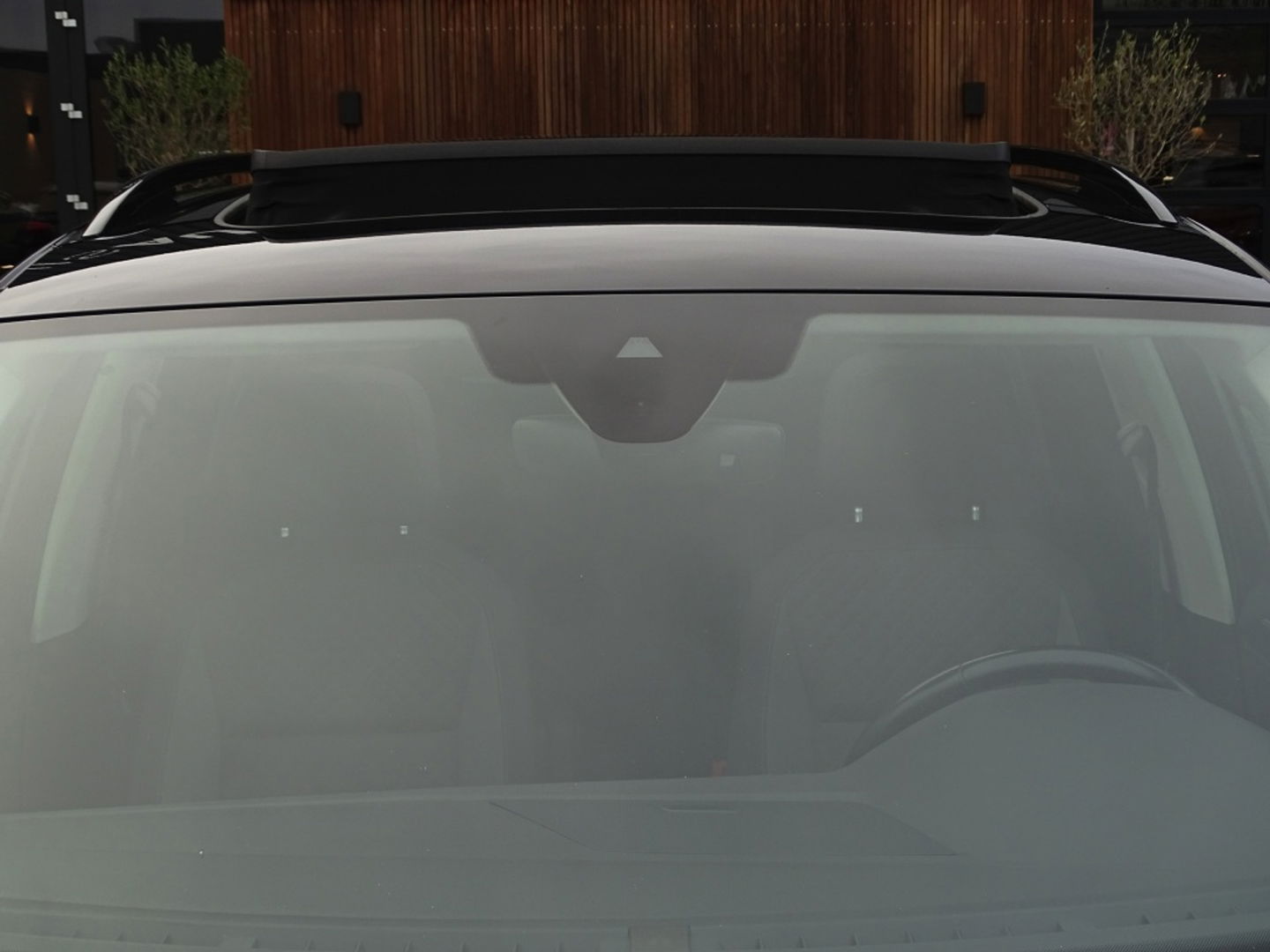 Volkswagen Tiguan 1.5 TSI 150PK DSG-automaat / panoramadak / ACC / LED / *NAP*