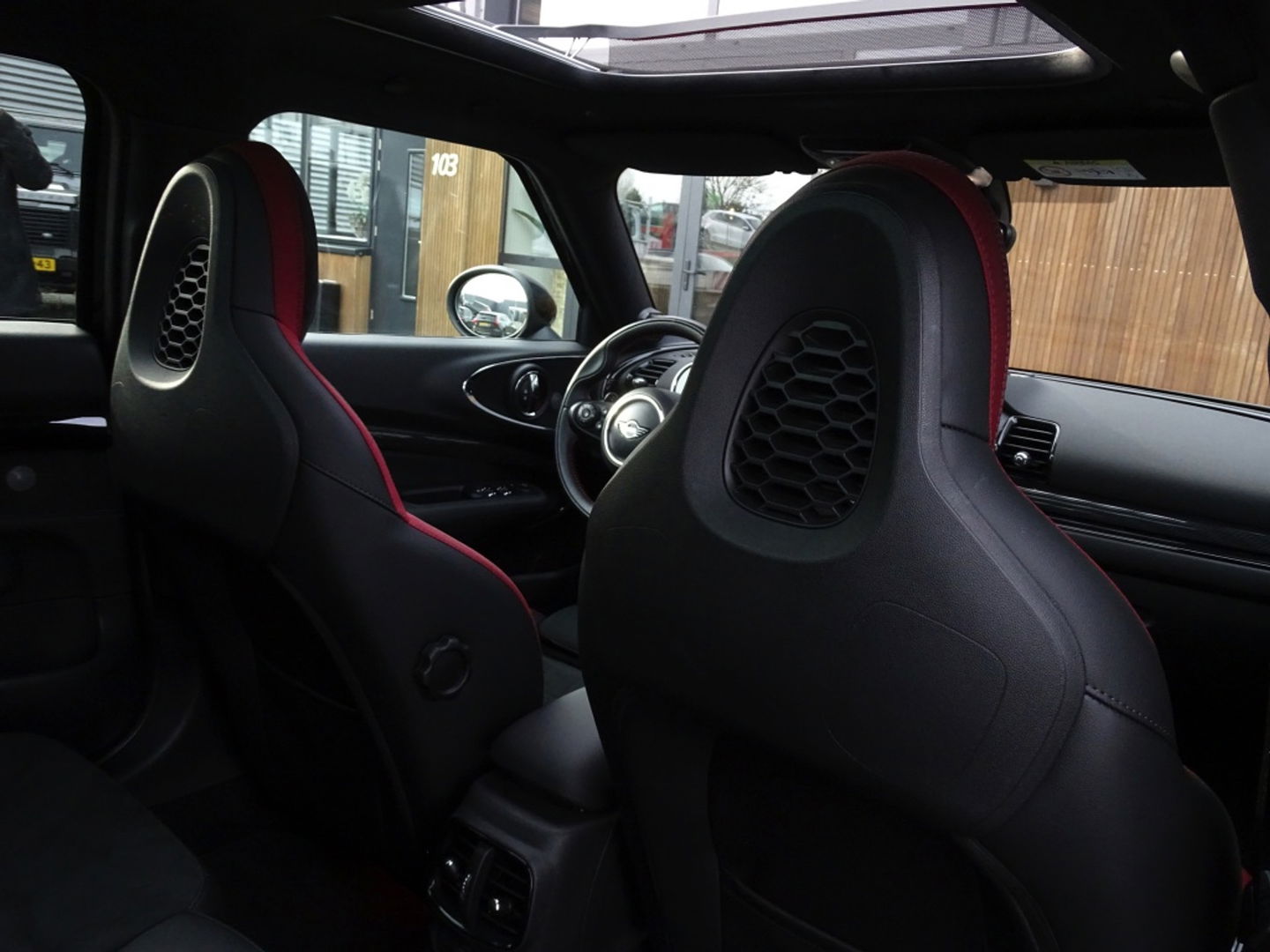 MINI Clubman 2.0 JCW 232PK automaat ALL4 / LED