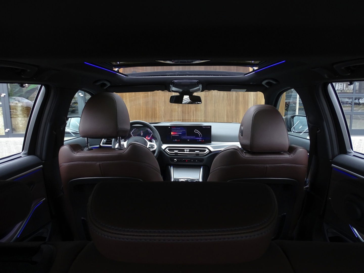 BMW 3 Serie Touring 330e 292PK / M-Sport / Individual / Laser / Harman Kardon / 2022