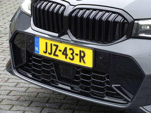 BMW 3 Serie Touring 330e 292PK / M-Sport / Individual / Laser / Harman Kardon / 2022