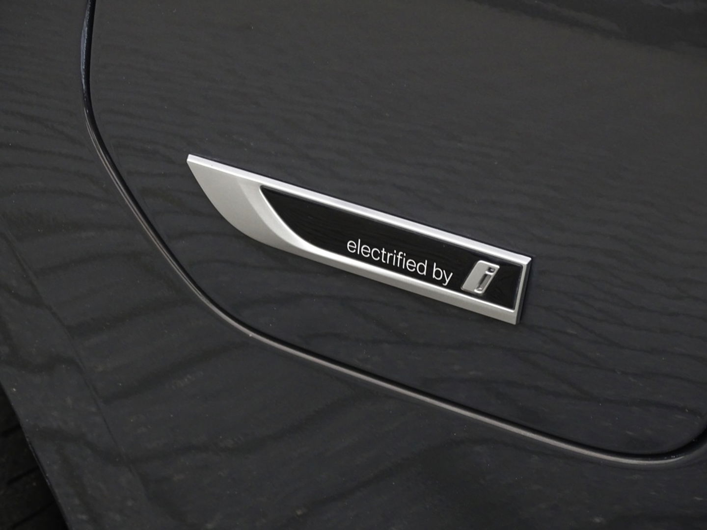 BMW 3 Serie Touring 330e 292PK / M-Sport / Individual / Laser / Harman Kardon / 2022