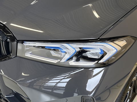 BMW 3 Serie Touring 330e 292PK / M-Sport / Individual / Laser / Harman Kardon / 2022