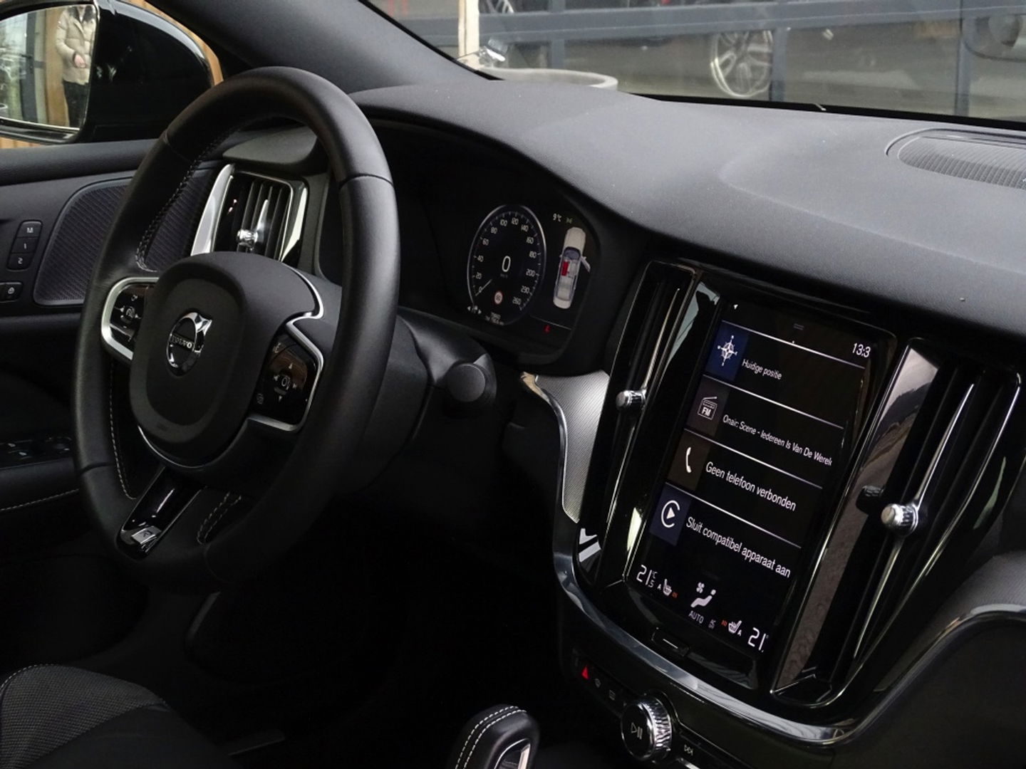 Volvo S60 T8 392PK AWD / R-design / ACC / Harman Kardon / LED