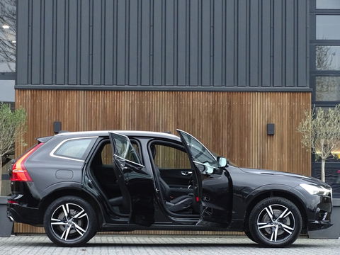 Volvo XC60 T8 408PK AWD / R-Design / LED