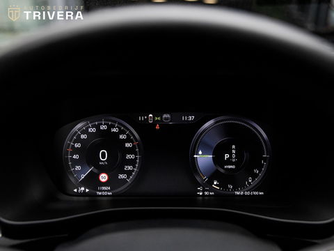 Volvo XC40 1.5 T5 l Recharge Inscription l Pano l Hybrid l Trekhaak