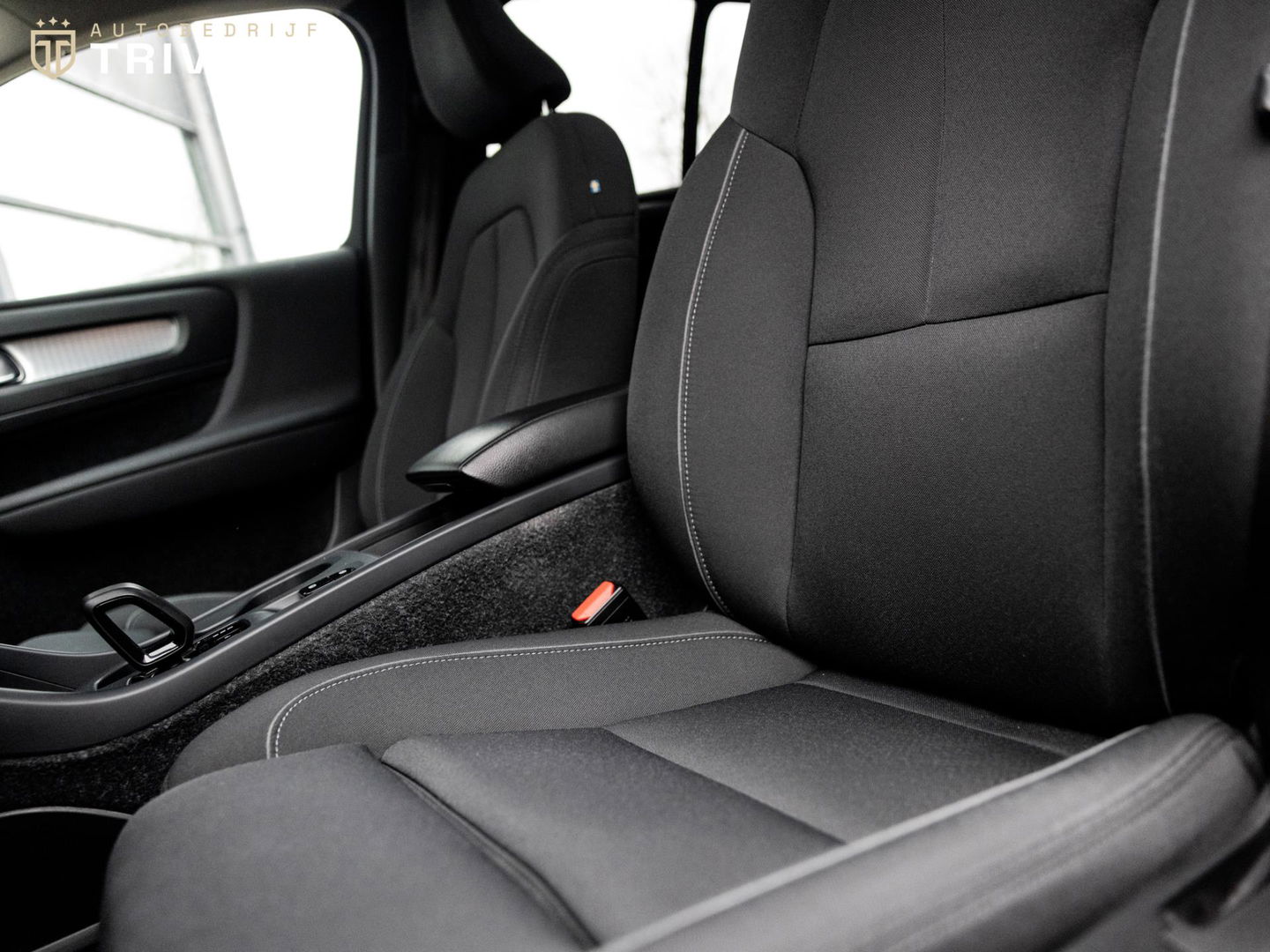 Volvo XC40 1.5 T5 l Recharge Inscription l Pano l Hybrid l Trekhaak