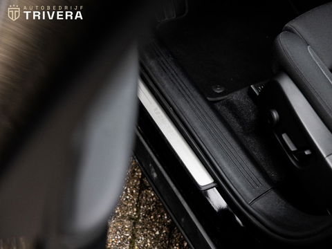 Volvo XC40 1.5 T5 l Recharge Inscription l Pano l Hybrid l Trekhaak