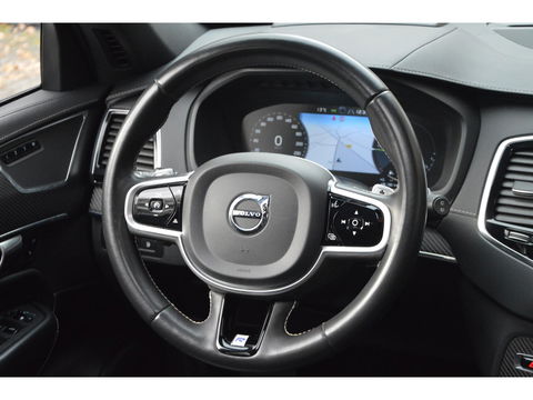 Volvo XC90 T8 Hybride R-Design | Carbon interieur | Massage stoelen | Panoramadak | 360 Camera | Head-Up Display |