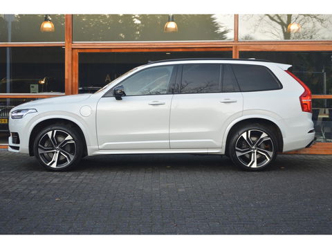 Volvo XC90 T8 Hybride R-Design | Carbon interieur | Massage stoelen | Panoramadak | 360 Camera | Head-Up Display |