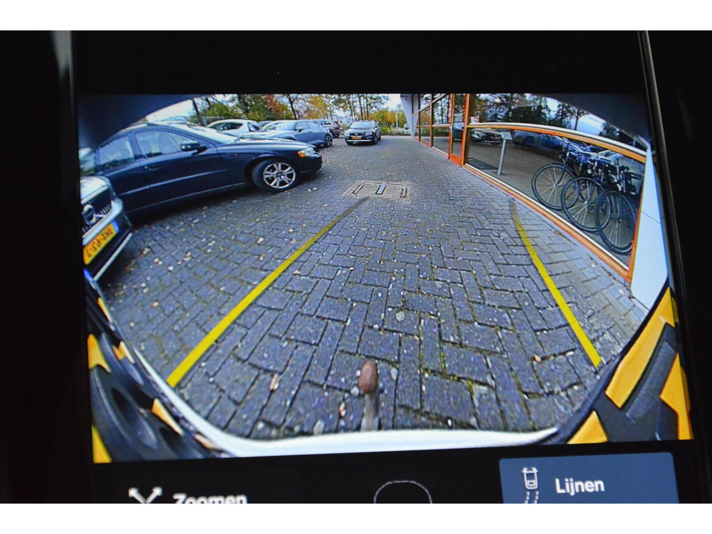 Volvo XC90 T8 Hybride R-Design | Carbon interieur | Massage stoelen | Panoramadak | 360 Camera | Head-Up Display |