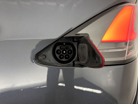 Tesla Model X Long Range [ 3-Fase ] {SOH-91%} (INCL-BTW) Aut. *PANO-WINDOW | AUTOPILOT | LEATHER | TOPVIEW | NAVI-FULLMAP | FULL-LED | AIRSUSPENSION | DIGI-COCKPIT | KEYLESS | CAMERA | DAB+ | HEATED-COMFORTSEATS | TOWBAR | 20''ALU*