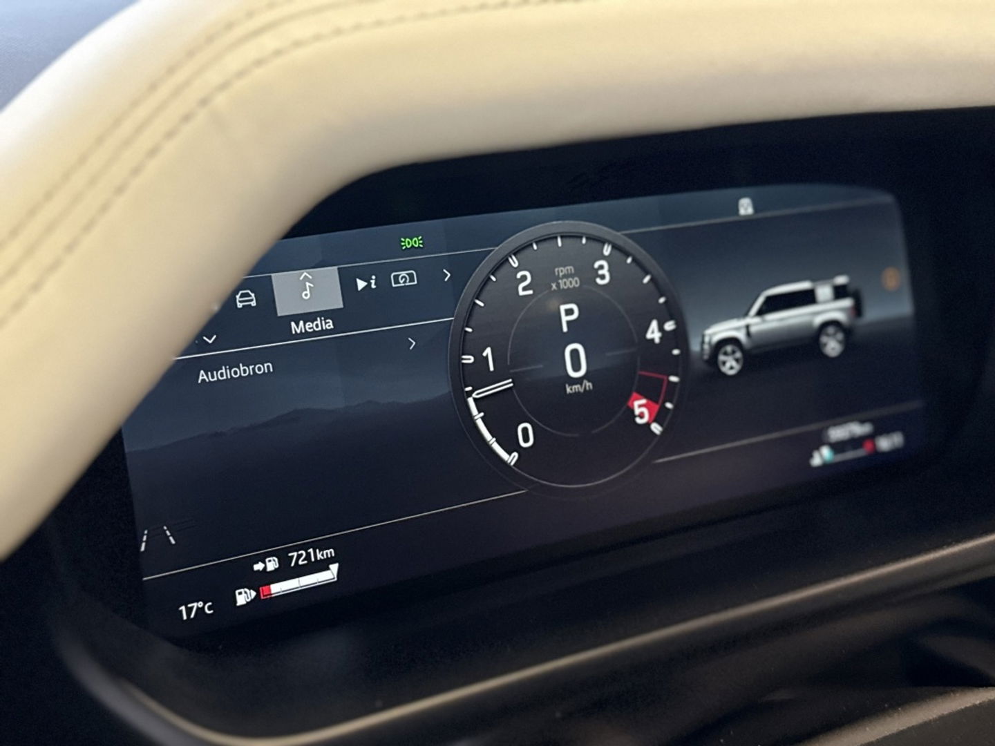 Land Rover Defender 3.0 D250 110 MHEV X-Dynamic SE Heritage Custom / grijs kenteken