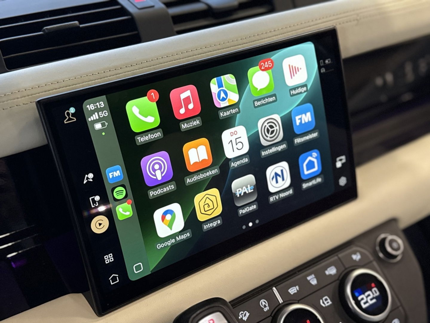 Land Rover Defender 3.0 D250 110 MHEV X-Dynamic SE Heritage Custom / grijs kenteken