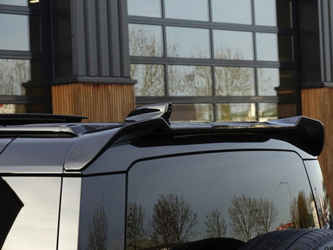 Land Rover Defender 3.0 D250 110 MHEV X-Dynamic SE Heritage Custom / grijs kenteken