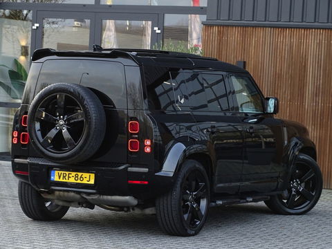 Land Rover Defender 3.0 D250 110 MHEV X-Dynamic SE Heritage Custom / grijs kenteken