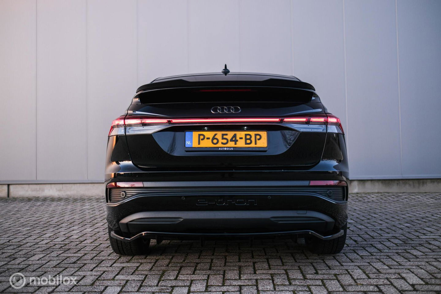 Audi Q4 Sportback e-tron 40 Advanced edition 77 kWh | Sportstoelen | Camera | ACC | NL auto NAP |