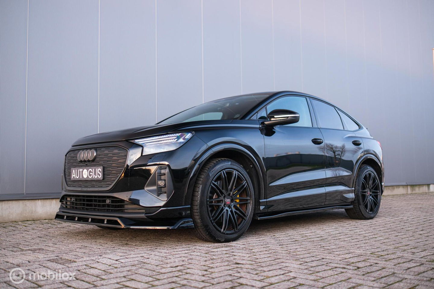 Audi Q4 Sportback e-tron 40 Advanced edition 77 kWh | Sportstoelen | Camera | ACC | NL auto NAP |