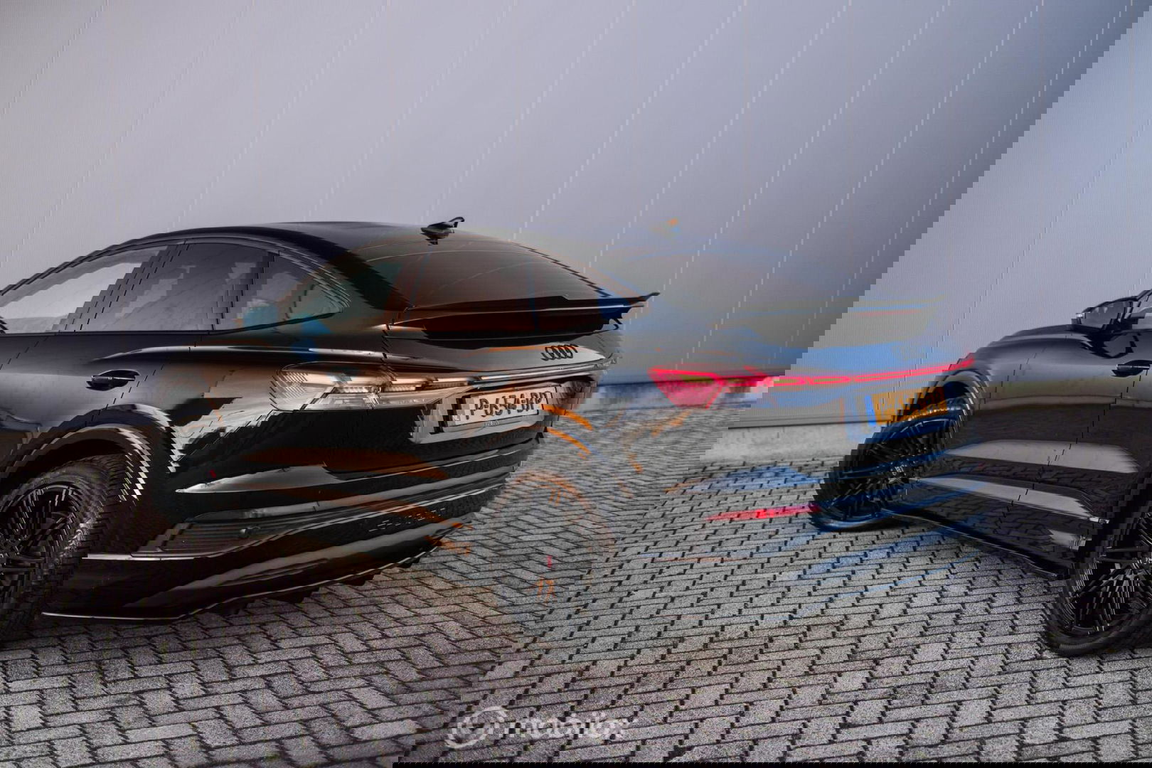 Audi Q4 Sportback e-tron 40 Advanced edition 77 kWh | Sportstoelen | Camera | ACC | NL auto NAP |