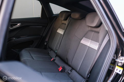 Audi Q4 Sportback e-tron 40 Advanced edition 77 kWh | Sportstoelen | Camera | ACC | NL auto NAP |