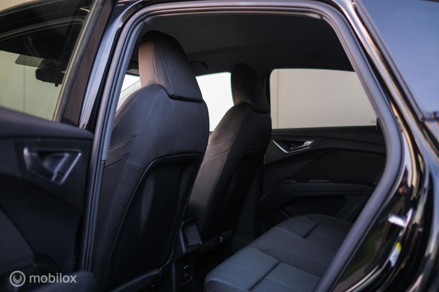 Audi Q4 Sportback e-tron 40 Advanced edition 77 kWh | Sportstoelen | Camera | ACC | NL auto NAP |