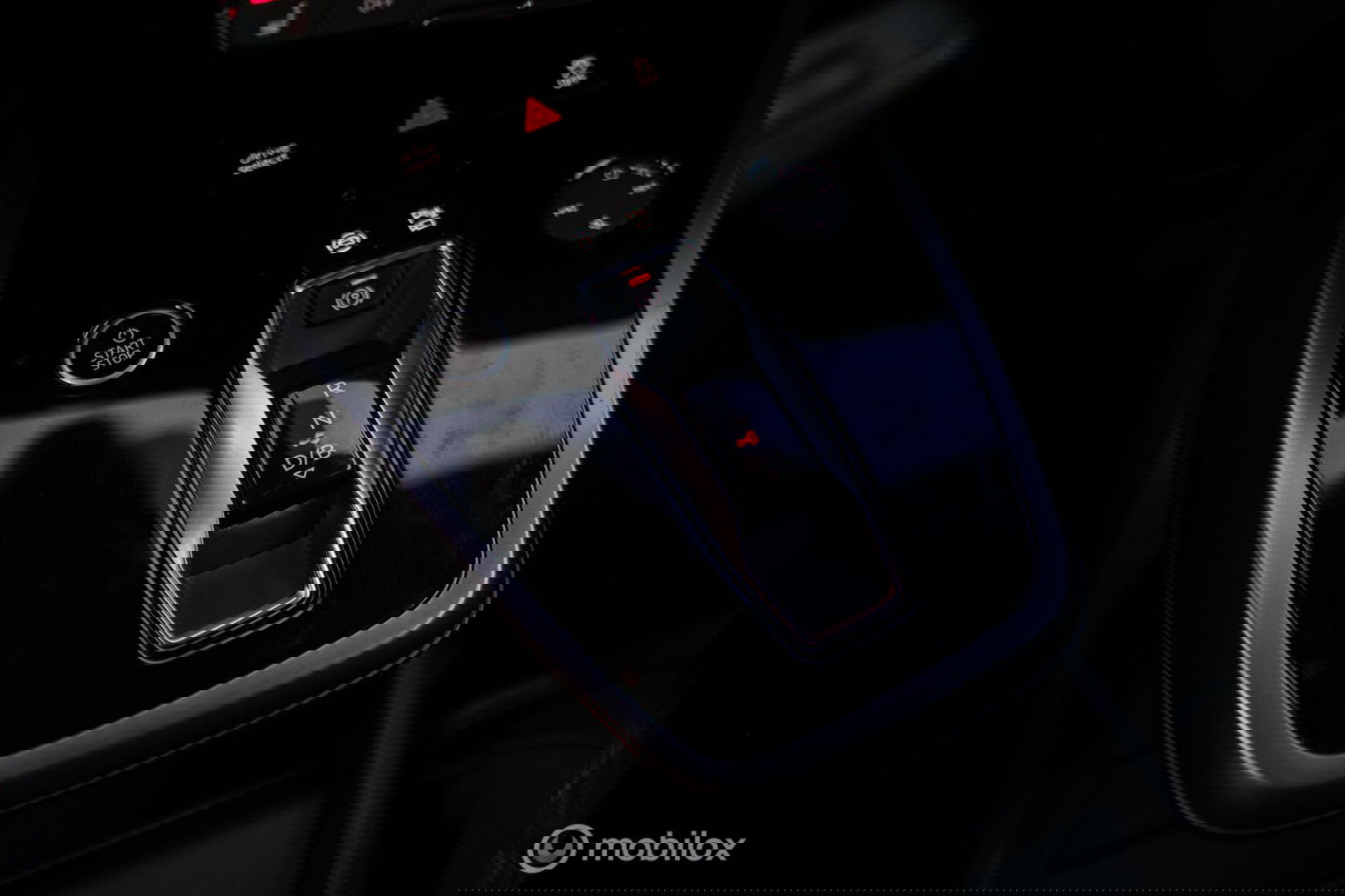 Audi Q4 Sportback e-tron 40 Advanced edition 77 kWh | Sportstoelen | Camera | ACC | NL auto NAP |