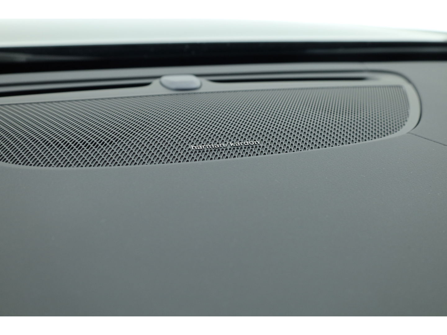 Volvo V90 2.0 T6 Plug-in hybrid AWD Ultra Dark | Pano-dak | Head-up | 360 camera | Elek. stoelen | H&K Audio |