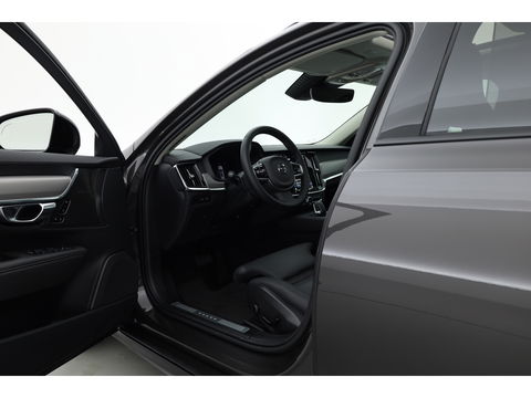 Volvo V90 2.0 T6 Plug-in hybrid AWD Ultra Dark | Pano-dak | Head-up | 360 camera | Elek. stoelen | H&K Audio |