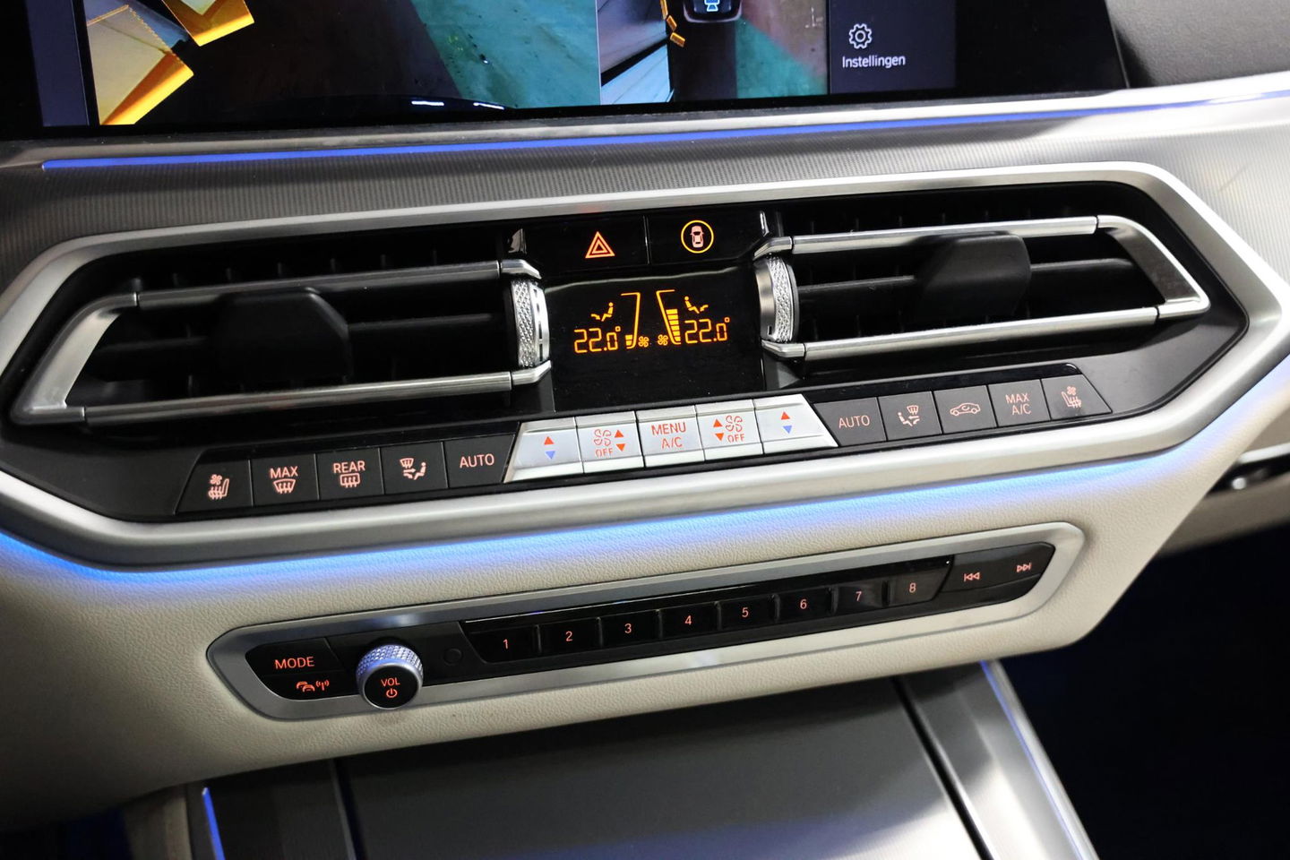 BMW X5 xDrive45e PANORAMA SKY LOUNGE TREKHAAK MASSAGE