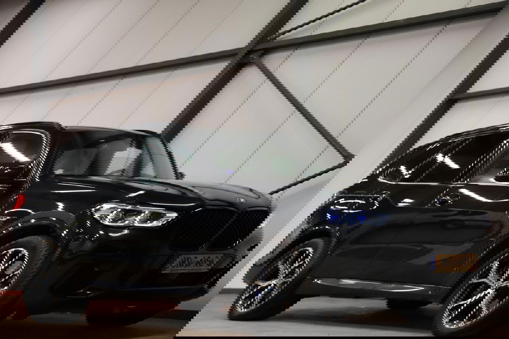 BMW X5 xDrive45e PANORAMA SKY LOUNGE TREKHAAK MASSAGE