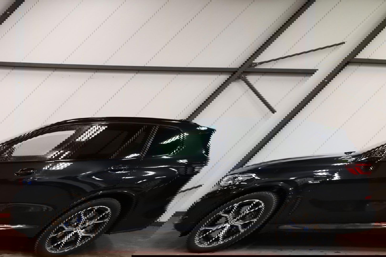 BMW X5 xDrive45e PANORAMA SKY LOUNGE TREKHAAK MASSAGE