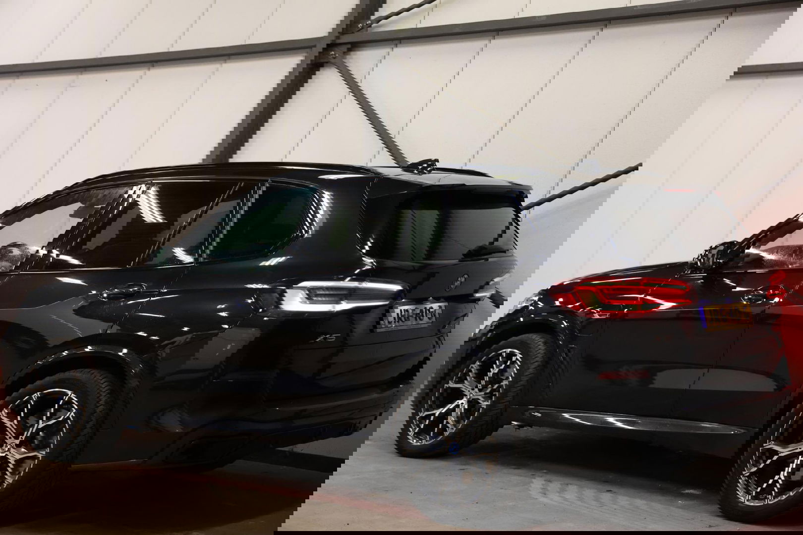 BMW X5 xDrive45e PANORAMA SKY LOUNGE TREKHAAK MASSAGE