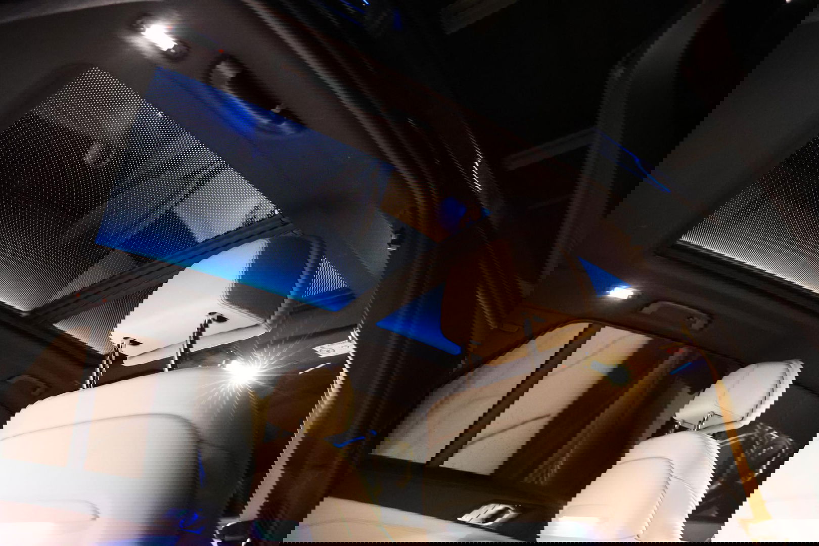 BMW X5 xDrive45e PANORAMA SKY LOUNGE TREKHAAK MASSAGE