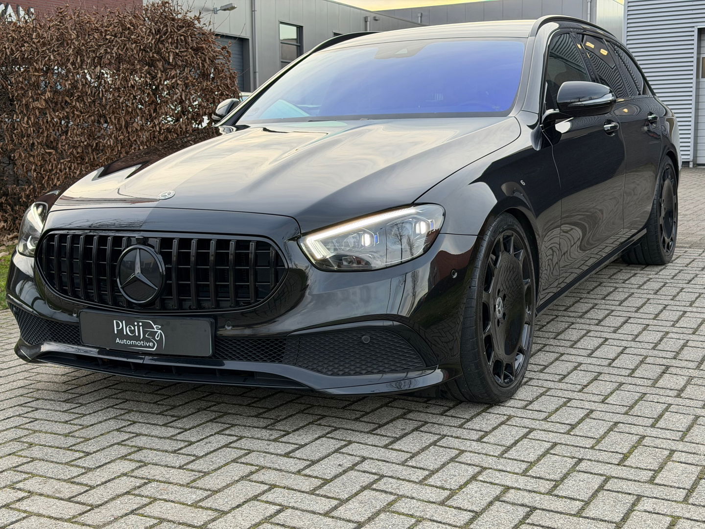 Mercedes-Benz E-Klasse Estate 300 e Business Solution Luxury