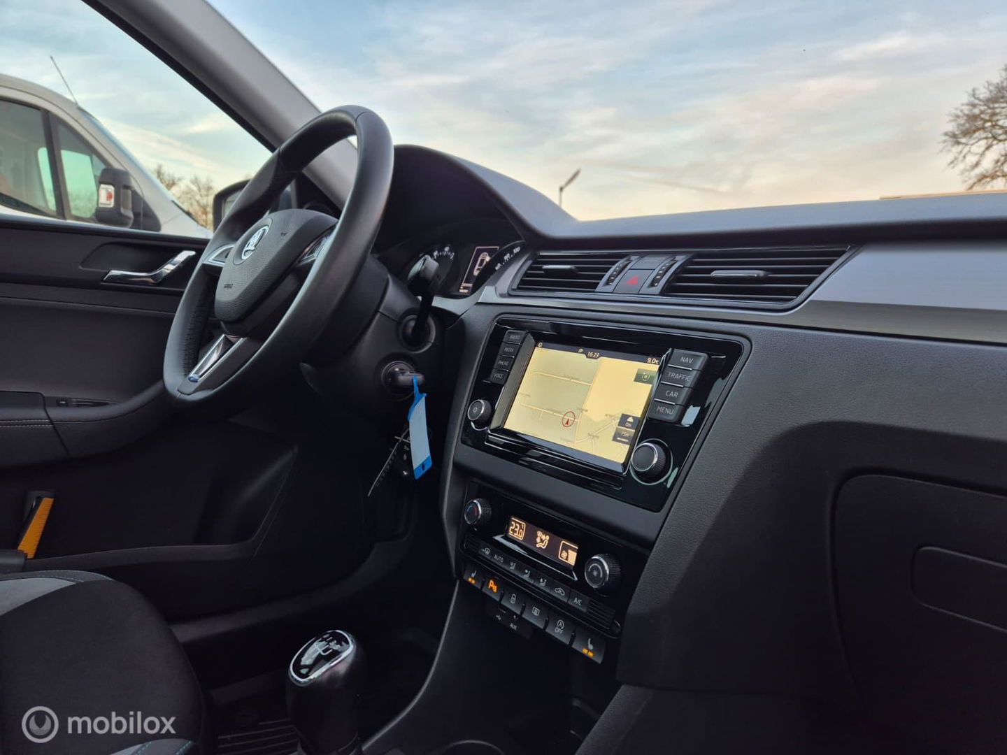 Škoda Rapid 1.2 TSI JOY Pano, Clima, Navi, Trekhaak, Stoelvw