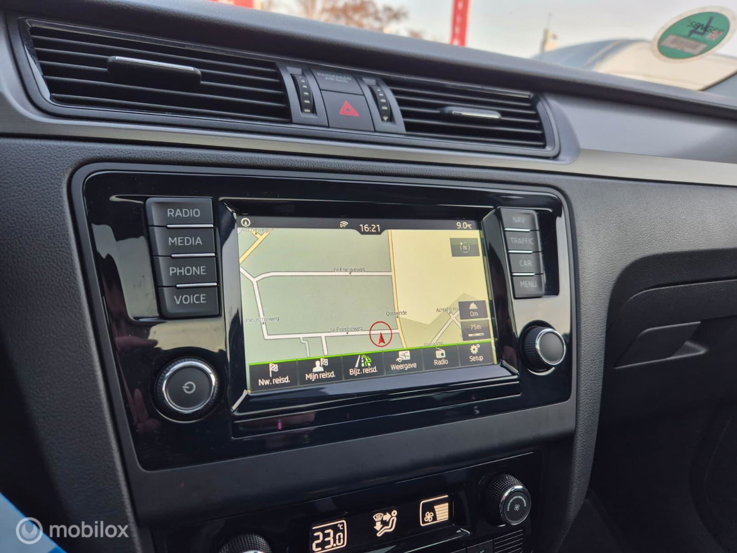 Škoda Rapid 1.2 TSI JOY Pano, Clima, Navi, Trekhaak, Stoelvw