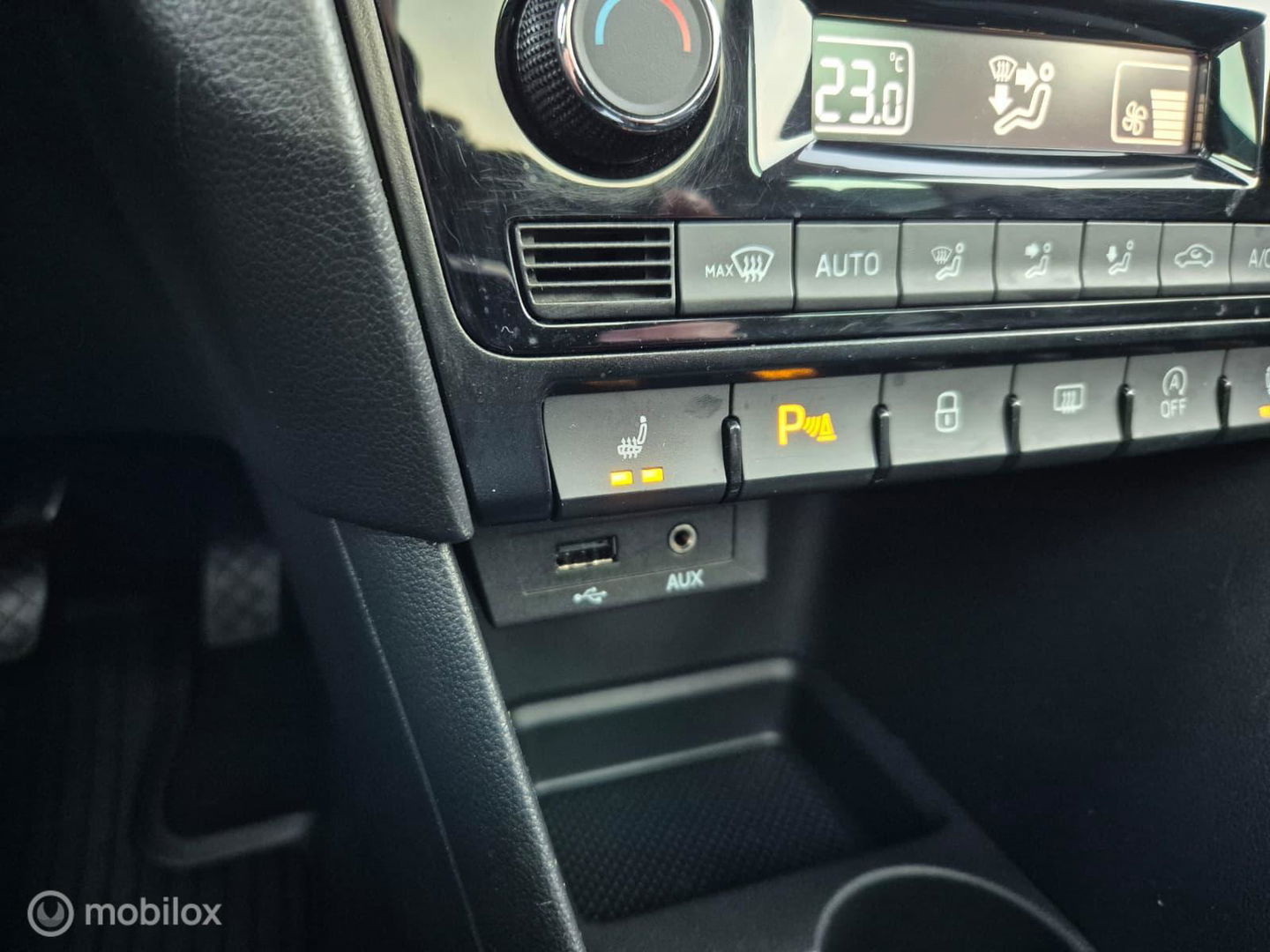 Škoda Rapid 1.2 TSI JOY Pano, Clima, Navi, Trekhaak, Stoelvw