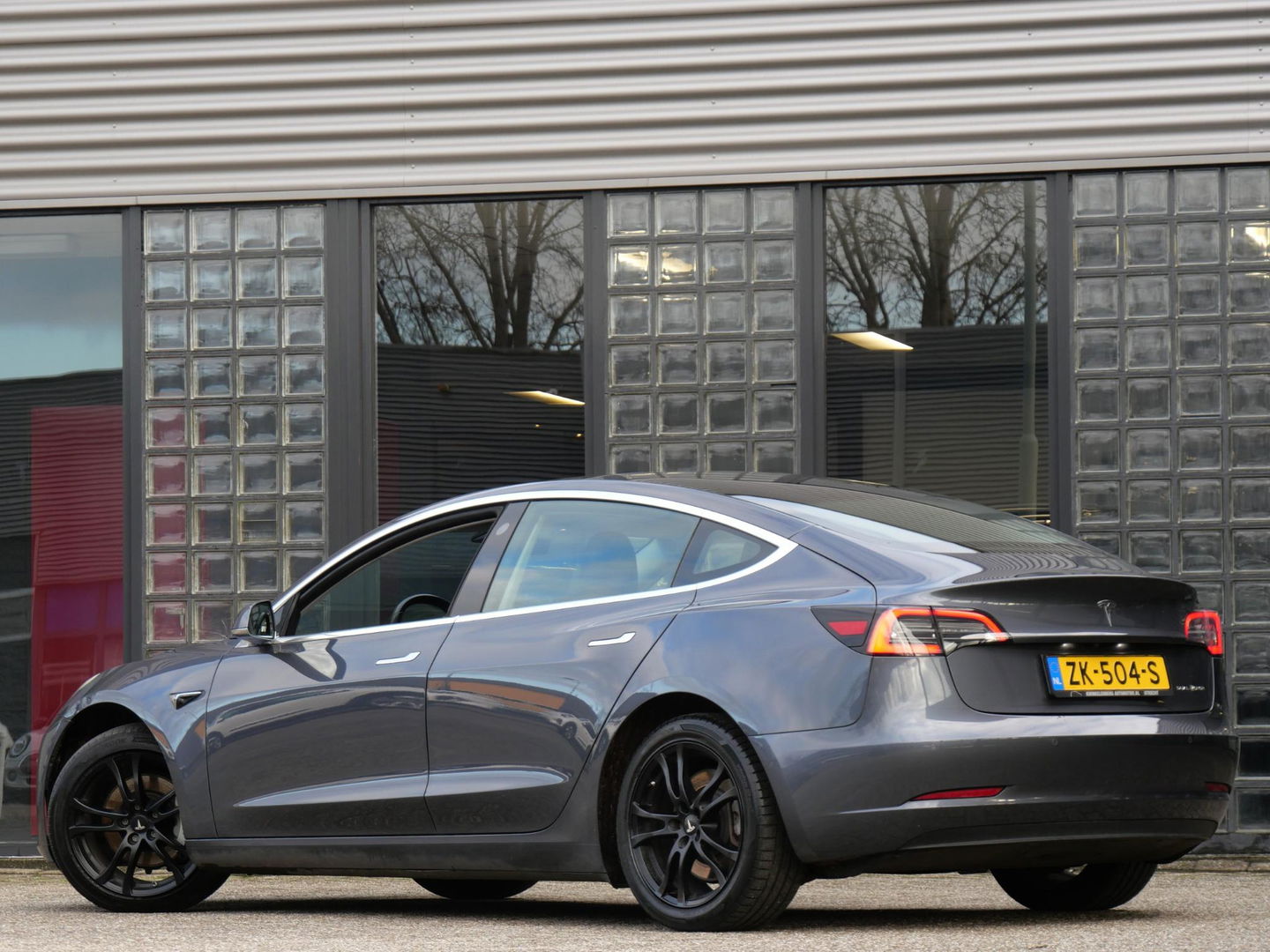 Tesla Model 3 LONG RANGE AWD 75kWh/ 1STE EIGENAARS AUTO!