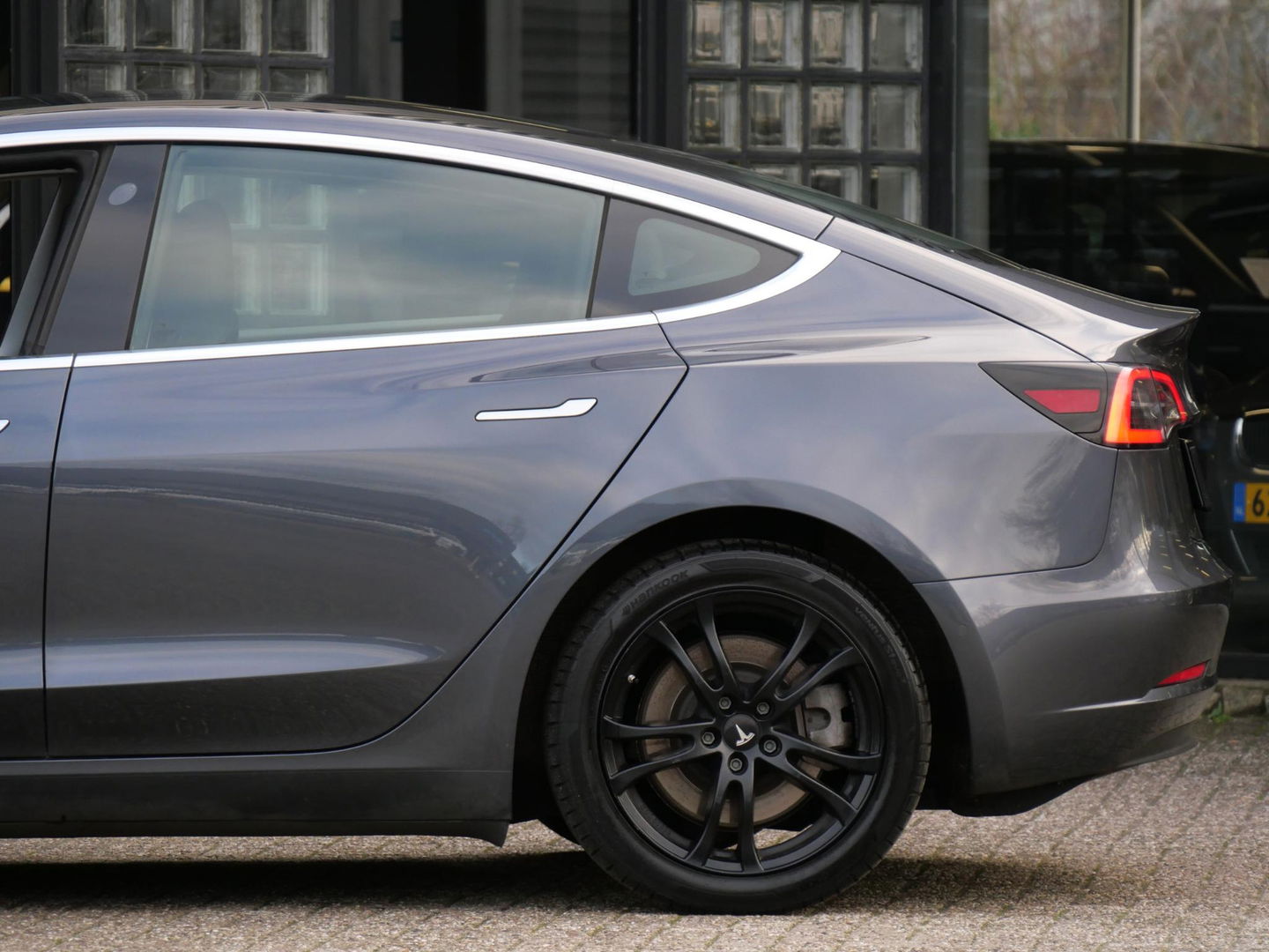 Tesla Model 3 LONG RANGE AWD 75kWh/ 1STE EIGENAARS AUTO!