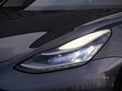 Tesla Model 3 LONG RANGE AWD 75kWh/ 1STE EIGENAARS AUTO!