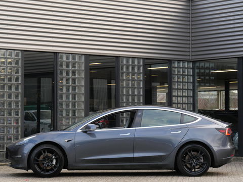 Tesla Model 3 LONG RANGE AWD 75kWh/ 1STE EIGENAARS AUTO!
