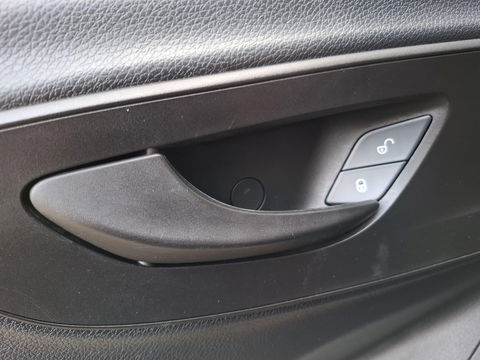 Mercedes-Benz Sprinter 311 CDI GB L2 FWD Functional 3.5T / AIRCO / CAMERA / 3 ZITS / DEALER ONDERHOUDEN / NAVI