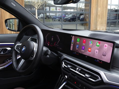 BMW 3 Serie Touring 330e 292PK / M-Sport / Individual / Laser / Harman Kardon / 2022