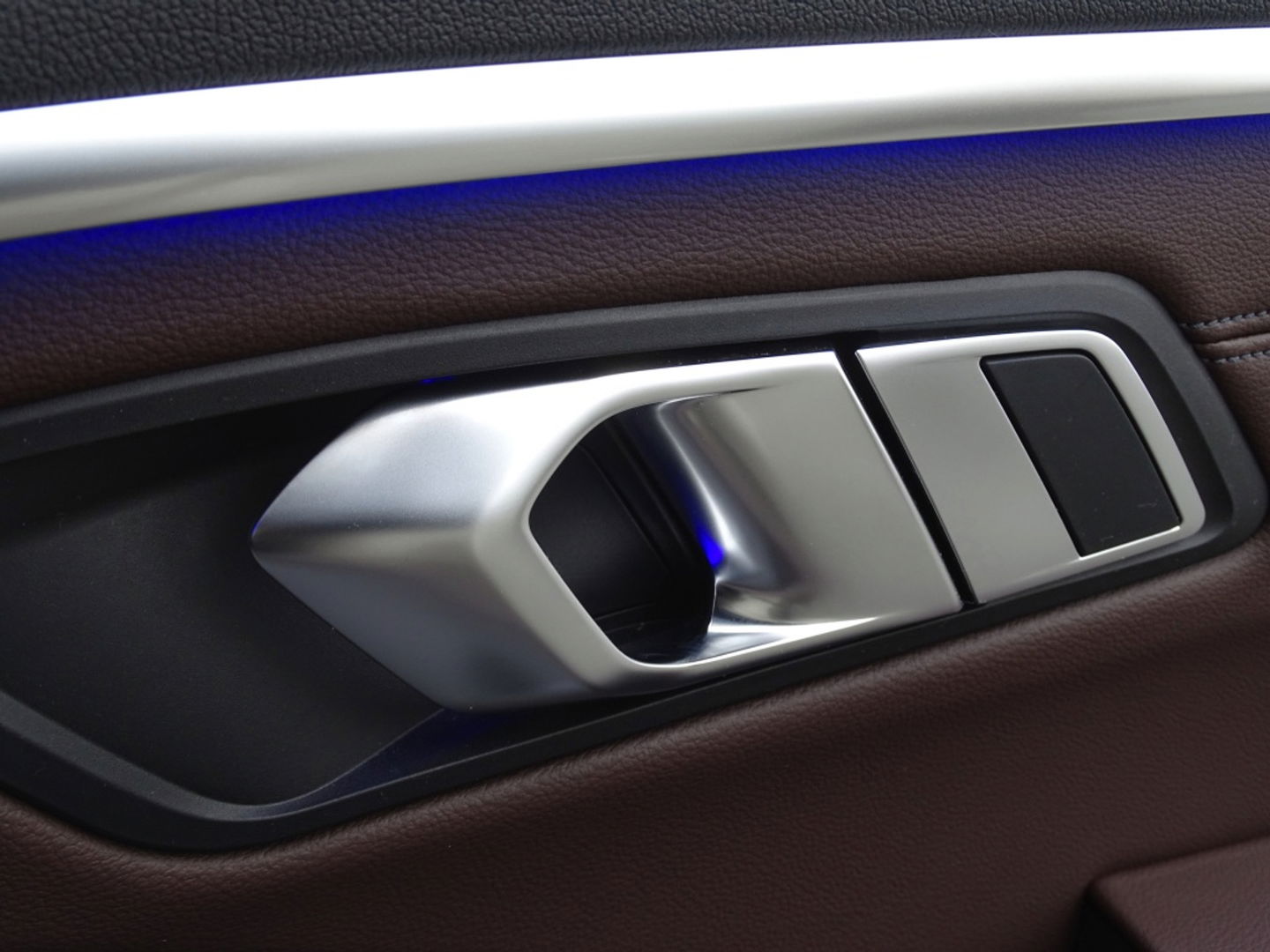 BMW 3 Serie Touring 330e 292PK / M-Sport / Individual / Laser / Harman Kardon / 2022