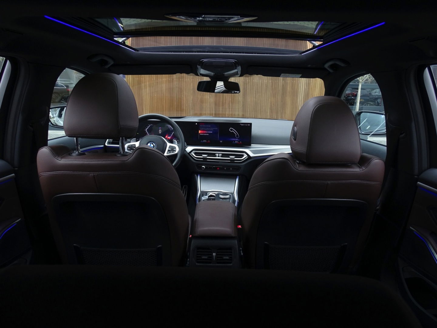 BMW 3 Serie Touring 330e 292PK / M-Sport / Individual / Laser / Harman Kardon / 2022