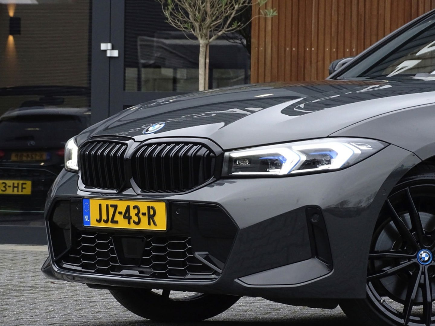 BMW 3 Serie Touring 330e 292PK / M-Sport / Individual / Laser / Harman Kardon / 2022