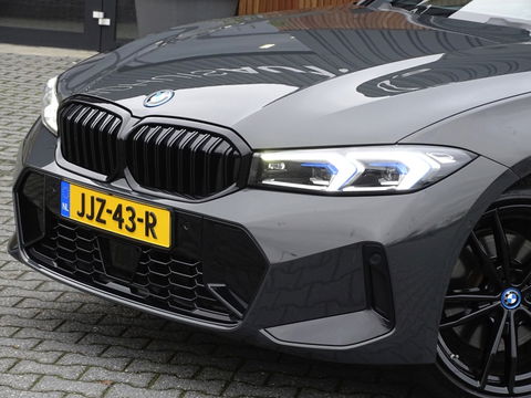 BMW 3 Serie Touring 330e 292PK / M-Sport / Individual / Laser / Harman Kardon / 2022