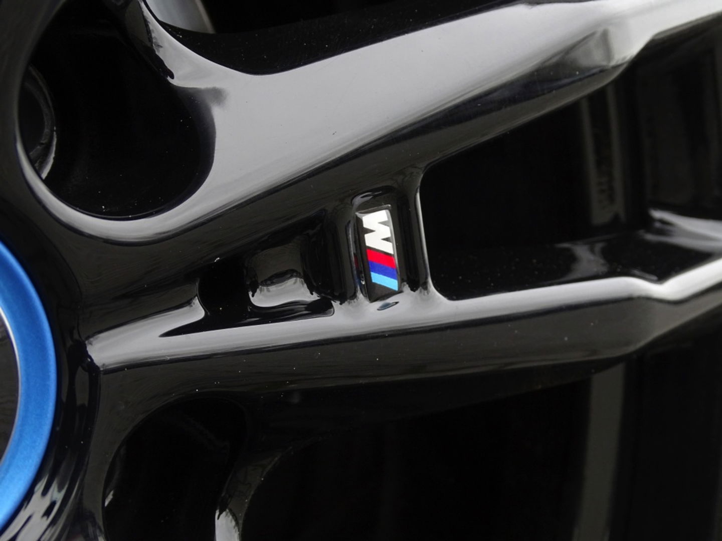 BMW 3 Serie Touring 330e 292PK / M-Sport / Individual / Laser / Harman Kardon / 2022