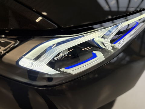 BMW 3 Serie Touring 330e 292PK / M-Sport / Individual / Laser / Harman Kardon / 2022