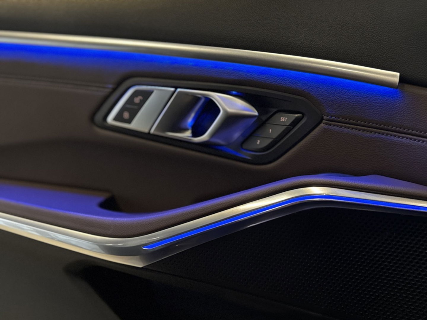 BMW 3 Serie Touring 330e 292PK / M-Sport / Individual / Laser / Harman Kardon / 2022